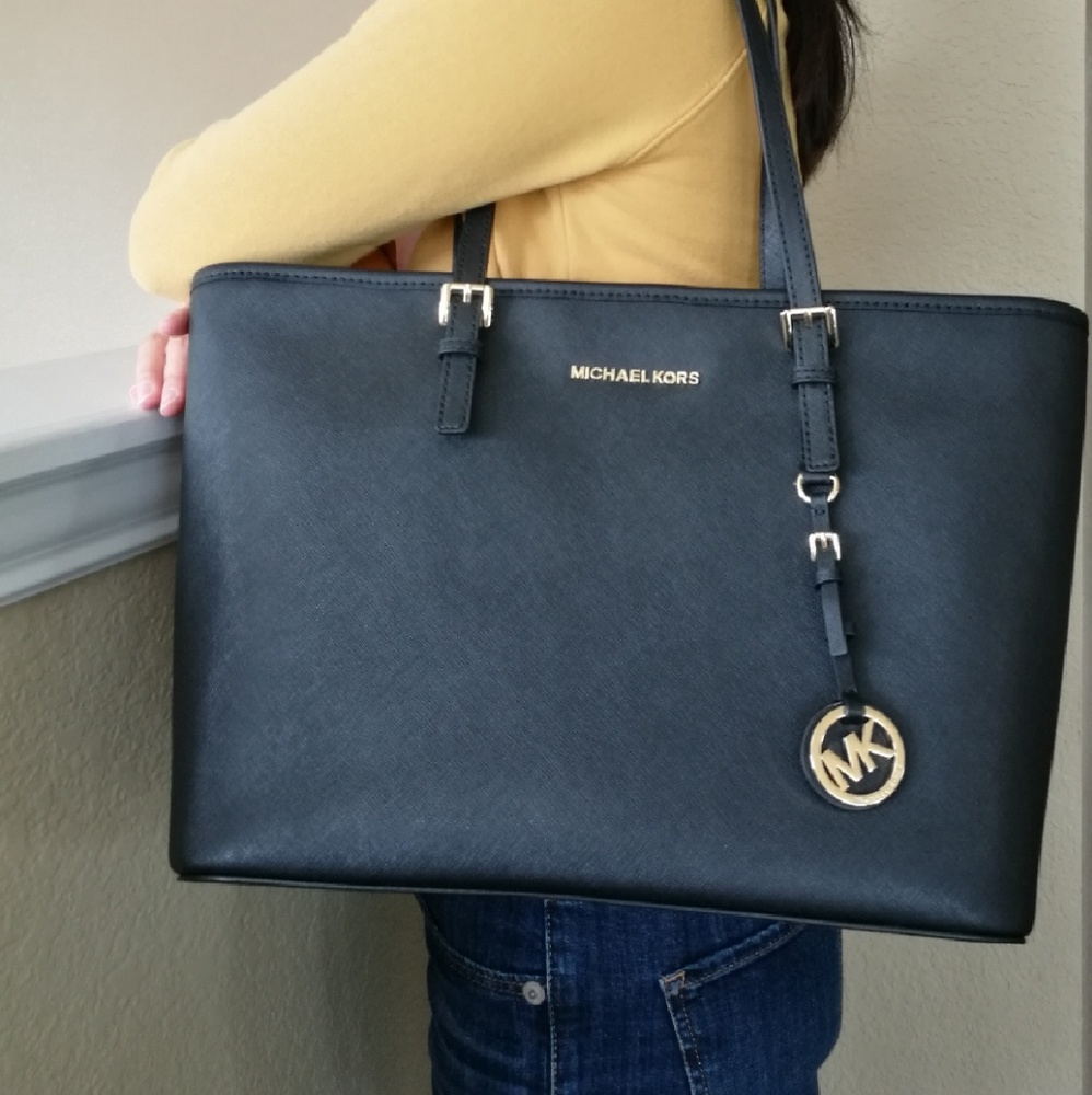 Michael kors Jet Set Travel ZIP Tote Black